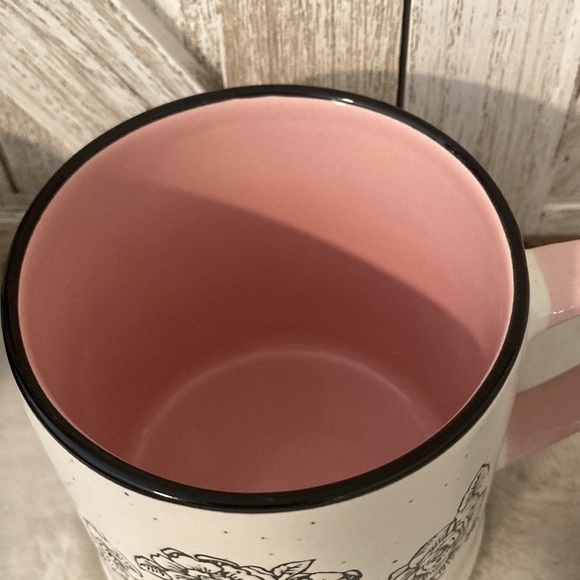 Cobwebs and Cauldrons Skull Mug - Picture 4 of 8